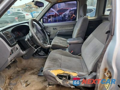 Zdjęcie 7 z 12 samochodu: 2000 NISSAN FRONTIER XE-V6 VIN:1N6ED26Y5YC324944 - miniatura