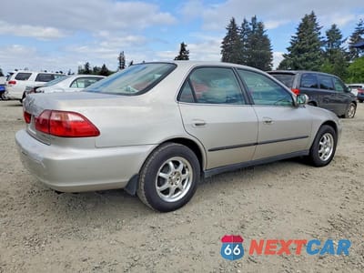 Trzecie zdjęcie samochodu z tyłu: 1999 HONDA ACCORD LX VIN:JHMCG5643XC054061 - miniatura