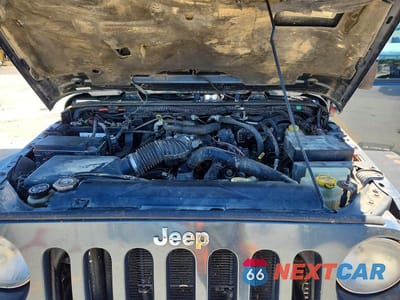 Zdjęcie 11 z 12 samochodu: 2008 JEEP WRANGLER SAHARA VIN:1J4FA54178L617620 - miniatura