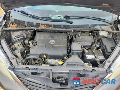 Zdjęcie 12 z 14 samochodu: 2012 TOYOTA SIENNA LE VIN:5TDKK3DC0CS196192 - miniatura