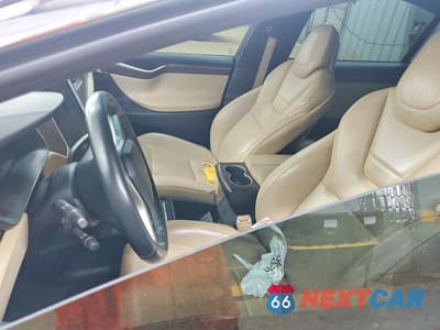 Zdjęcie 7 z 12 samochodu: 2016 TESLA MODEL X P90D VIN:5YJXCAE4XGFS00192 - miniatura