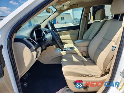 Zdjęcie 7 z 13 samochodu: 2019 JEEP GRAND CHEROKEE LAREDO VIN:1C4RJEAG4KC573482 - miniatura