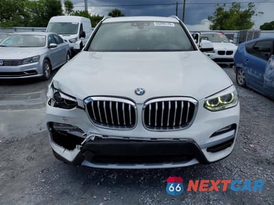 Piąte zdjęcie samochodu w środku: 2019 BMW X3 SDRIVE30I VIN:5UXTR7C50KLR44688 - miniatura
