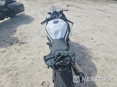 Zdjęcie 6 z 8 samochodu: 2026 BMW S 1000 RR VIN:WB10P2304T6M32401 - miniatura