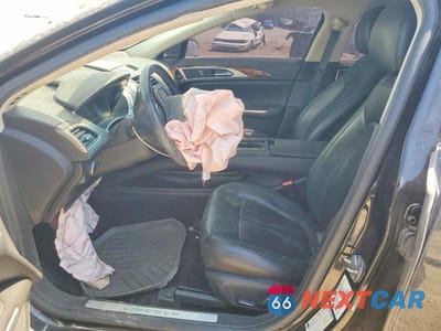 Zdjęcie 7 z 12 samochodu: 2013 LINCOLN MKZ VIN:3LN6L2G90DR823949 - miniatura