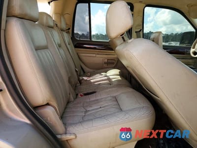 Zdjęcie 11 z 13 samochodu: 2004 LINCOLN AVIATOR VIN:5LMEU88H44ZJ53137 - miniatura