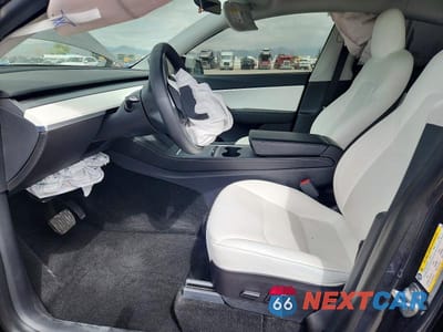 Zdjęcie 7 z 12 samochodu: 2021 TESLA MODEL Y VIN:5YJYGDEE8MF240401 - miniatura