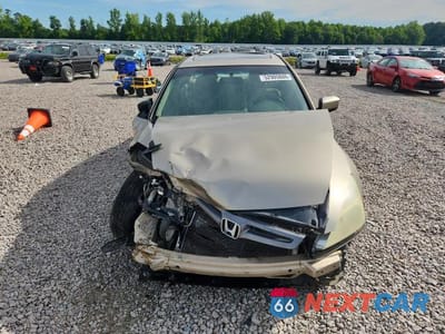 Piąte zdjęcie samochodu w środku: 2004 HONDA ACCORD EX VIN:1HGCM66524A045529 - miniatura