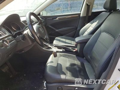 Zdjęcie 7 z 12 samochodu: 2016 VOLKSWAGEN PASSAT SE VIN:1VWBT7A34GC068552 - miniatura