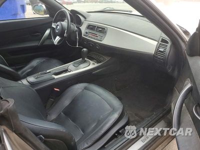 Zdjęcie 8 z 12 samochodu: 2003 BMW Z4 2.5 VIN:4USBT33463LS46242 - miniatura