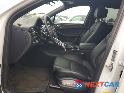 Zdjęcie 7 z 13 samochodu: 2023 PORSCHE MACAN BASE VIN:WP1AA2A55PLB14414 - miniatura