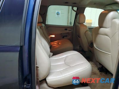 Zdjęcie 11 z 13 samochodu: 2003 CHEVROLET SUBURBAN C1500 VIN:1GNEC16Z03J314715 - miniatura