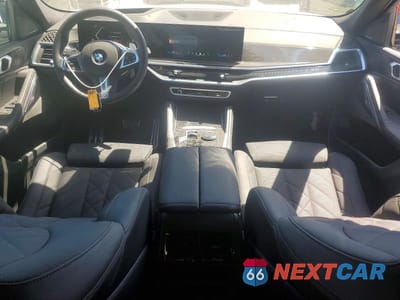 Zdjęcie 8 z 14 samochodu: 2024 BMW X6 XDRIVE40I VIN:5UX33EX01R9V83998 - miniatura