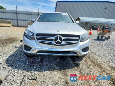 Piąte zdjęcie samochodu w środku: 2017 MERCEDES-BENZ GLC 300 4MATIC VIN:WDC0G4KB2HF129054 - miniatura