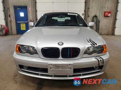 Piąte zdjęcie samochodu w środku: 2000 BMW 323 CI VIN:WBABR3345YEA82319 - miniatura