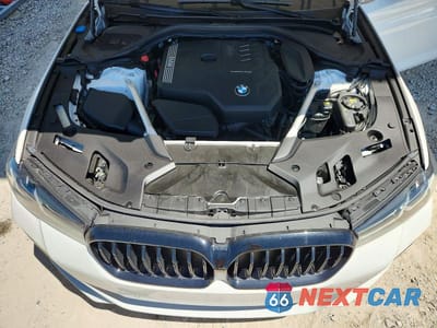 Zdjęcie 11 z 12 samochodu: 2022 BMW 530 XI VIN:WBA13BJ01NWX81232 - miniatura