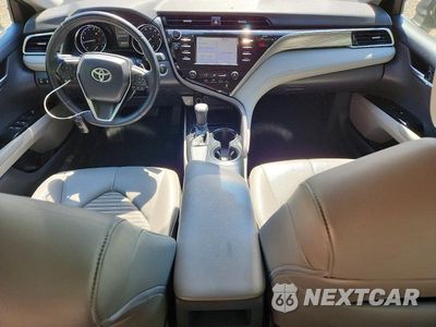 Zdjęcie 8 z 12 samochodu: 2018 TOYOTA CAMRY SE VIN:4T1B11HK2JU147945 - miniatura