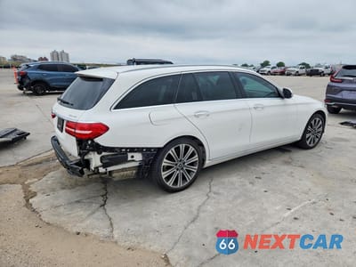 Trzecie zdjęcie samochodu z tyłu: 2020 MERCEDES-BENZ E 450 4MATIC VIN:W1KZH6JB4LA818757 - miniatura