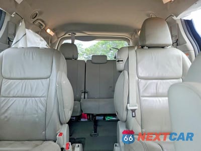 Zdjęcie 10 z 13 samochodu: 2016 TOYOTA SIENNA XLE PREMIUM 8-PASSENGER VIN:5TDYK3DC3GS713243 - miniatura