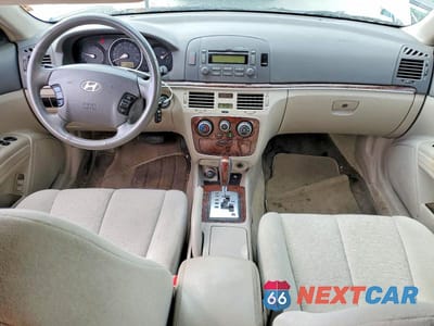 Zdjęcie 8 z 12 samochodu: 2007 HYUNDAI SONATA SE VIN:5NPEU46F07H169011 - miniatura