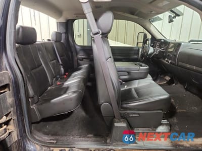 Zdjęcie 10 z 13 samochodu: 2007 CHEVROLET SILVERADO K1500 VIN:1GCFK19Y47Z549127 - miniatura