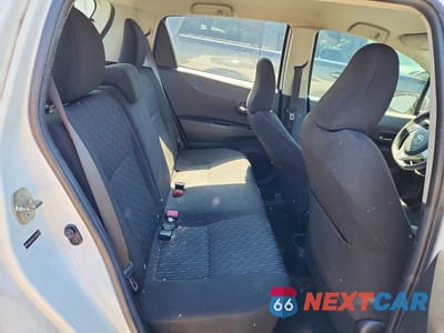Zdjęcie 10 z 13 samochodu: 2014 TOYOTA YARIS VIN:VNKKTUD37EA002753 - miniatura
