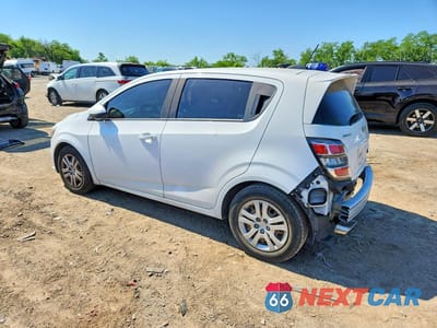 Drugie zdjęcie samochodu z przodu: 2017 CHEVROLET SONIC VIN:1G1JG6SG3H4167348 - miniatura