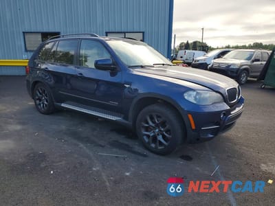 Czwarte zdjęcie samochodu z boku: 2011 BMW X5 XDRIVE35I VIN:5UXZV4C52BL740379 - miniatura
