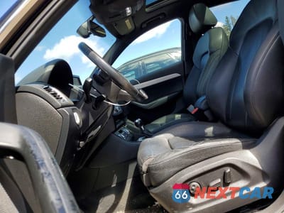Zdjęcie 7 z 13 samochodu: 2015 AUDI Q3 PRESTIGE VIN:WA1GFEFS7FR013510 - miniatura