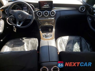 Zdjęcie 8 z 12 samochodu: 2017 MERCEDES-BENZ C 300 4MATIC VIN:55SWF4KB4HU193120 - miniatura