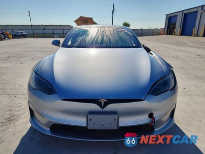 Piąte zdjęcie samochodu w środku: 2025 TESLA MODEL S VIN:5YJSA1E58SF551202 - miniatura