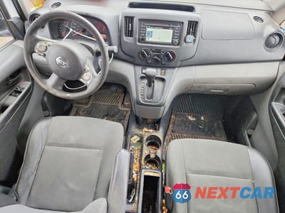 Zdjęcie 8 z 12 samochodu: 2014 NISSAN NV200 S VIN:3N6CM0KN6EK692725 - miniatura
