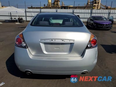 Zdjęcie 6 z 13 samochodu: 2008 NISSAN ALTIMA 2.5 VIN:1N4AL21E38N462512 - miniatura