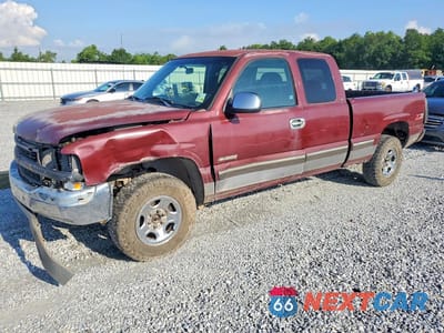 1999 CHEVROLET SILVERADO K1500 1GCEK19T2XE245754 - główne zdjęcie licytacji z USA - miniatura