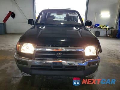 Piąte zdjęcie samochodu w środku: 1997 TOYOTA 4RUNNER LIMITED VIN:JT3HN87R7V0127590 - miniatura
