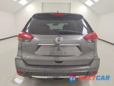 Zdjęcie 6 z 13 samochodu: 2018 NISSAN ROGUE SL VIN:5N1AT2MT4JC776915 - miniatura
