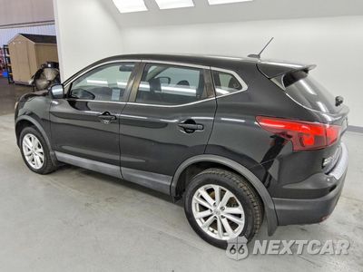 Drugie zdjęcie samochodu z przodu: 2017 NISSAN ROGUE SPORT S VIN:JN1BJ1CP4HW003340 - miniatura