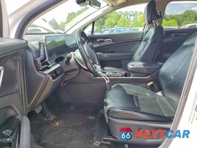 Zdjęcie 7 z 12 samochodu: 2023 KIA SPORTAGE EX VIN:5XYK33AF3PG091404 - miniatura