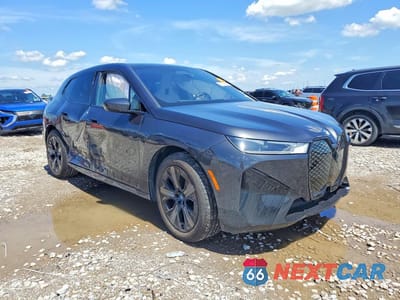Czwarte zdjęcie samochodu z boku: 2025 BMW IX XDRIVE50 VIN:WB523CF05SCT45837 - miniatura