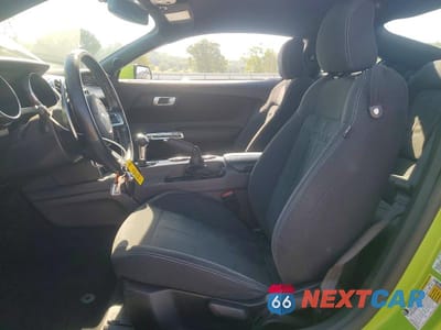 Zdjęcie 7 z 12 samochodu: 2020 FORD MUSTANG VIN:1FA6P8TH6L5161813 - miniatura