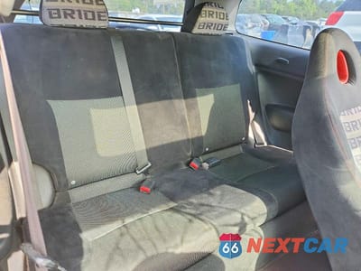 Zdjęcie 10 z 12 samochodu: 2004 HONDA CIVIC SI VIN:SHHEP33624U504946 - miniatura