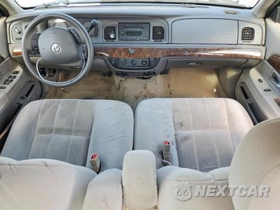 Zdjęcie 8 z 13 samochodu: 2008 MERCURY GRAND MARQUIS GS VIN:2MEFM74V38X614520 - miniatura