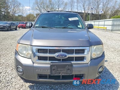 Piąte zdjęcie samochodu w środku: 2009 FORD ESCAPE XLT VIN:1FMCU03GX9KA36527 - miniatura