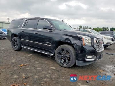 Czwarte zdjęcie samochodu z boku: 2016 GMC YUKON XL DENALI VIN:1GKS2HKJXGR418793 - miniatura