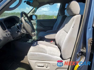 Zdjęcie 7 z 13 samochodu: 2006 TOYOTA SEQUOIA SR5 VIN:5TDZT34A56S274819 - miniatura