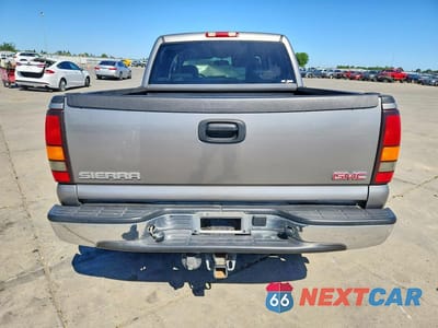 Zdjęcie 6 z 12 samochodu: 2006 GMC NEW SIERRA K1500 VIN:2GTEK13T261160308 - miniatura
