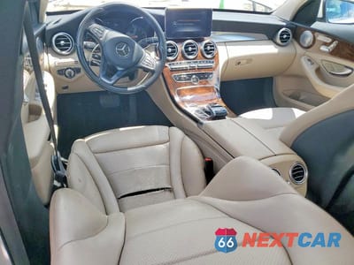 Zdjęcie 8 z 12 samochodu: 2015 MERCEDES-BENZ C 300 4MATIC VIN:55SWF4KB2FU027725 - miniatura