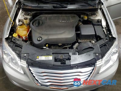 Zdjęcie 11 z 12 samochodu: 2012 CHRYSLER 200 LIMITED VIN:1C3CCBCGXCN233453 - miniatura