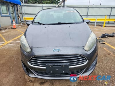 Piąte zdjęcie samochodu w środku: 2015 FORD FIESTA SE VIN:3FADP4BJ4FM133334 - miniatura