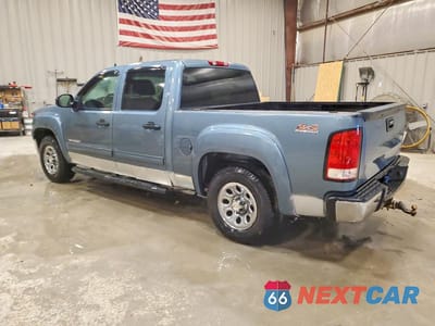 Drugie zdjęcie samochodu z przodu: 2010 GMC SIERRA K1500 SL VIN:3GTRKUEA6AG167177 - miniatura